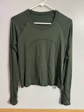 Lululemon Athletica Olive Green Swiftly Tech Long Sleeve Crew Shirt Size 6